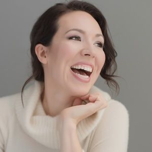 Meet your Posher, Elizabeth